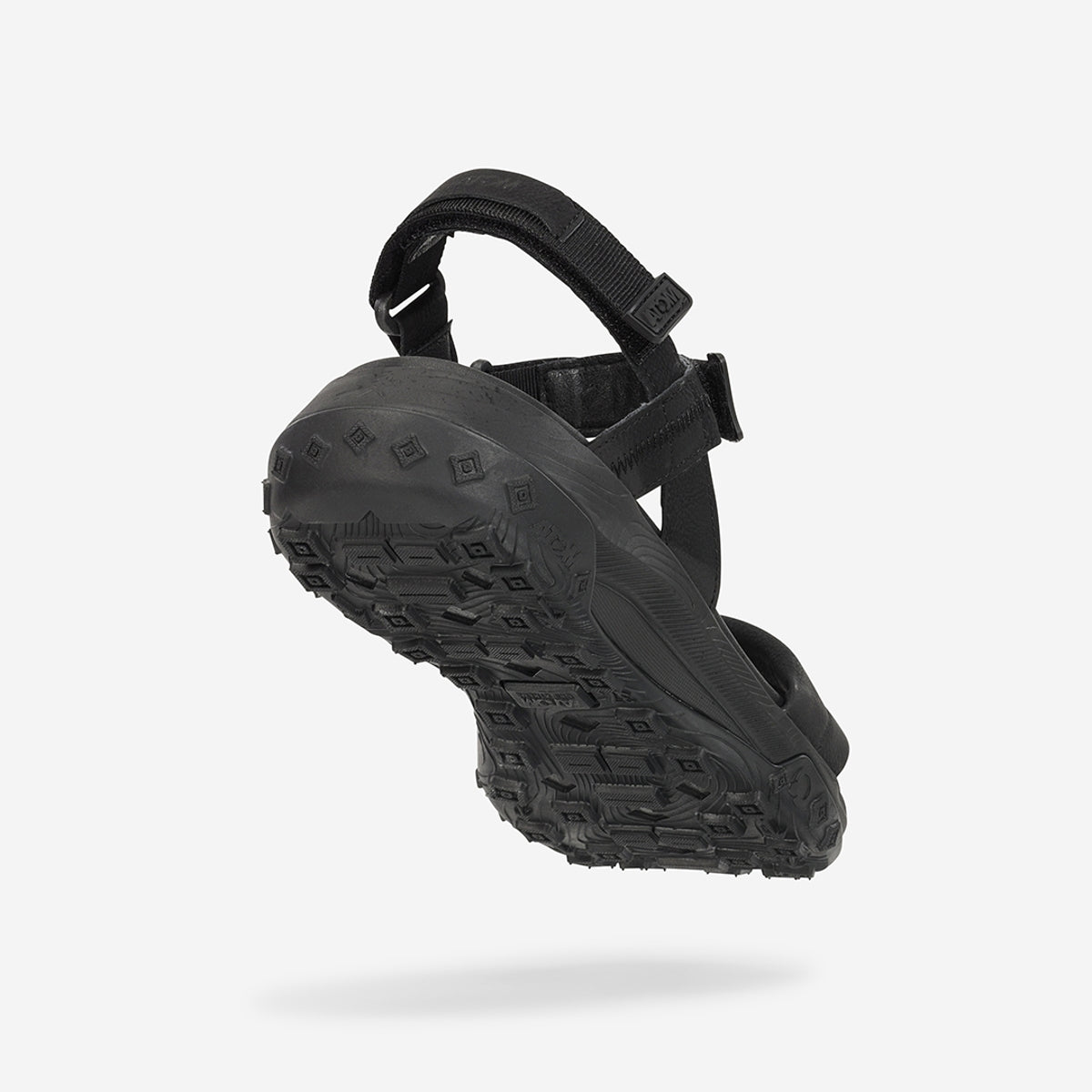 AT188 TERRAIN ALL BLACK-10